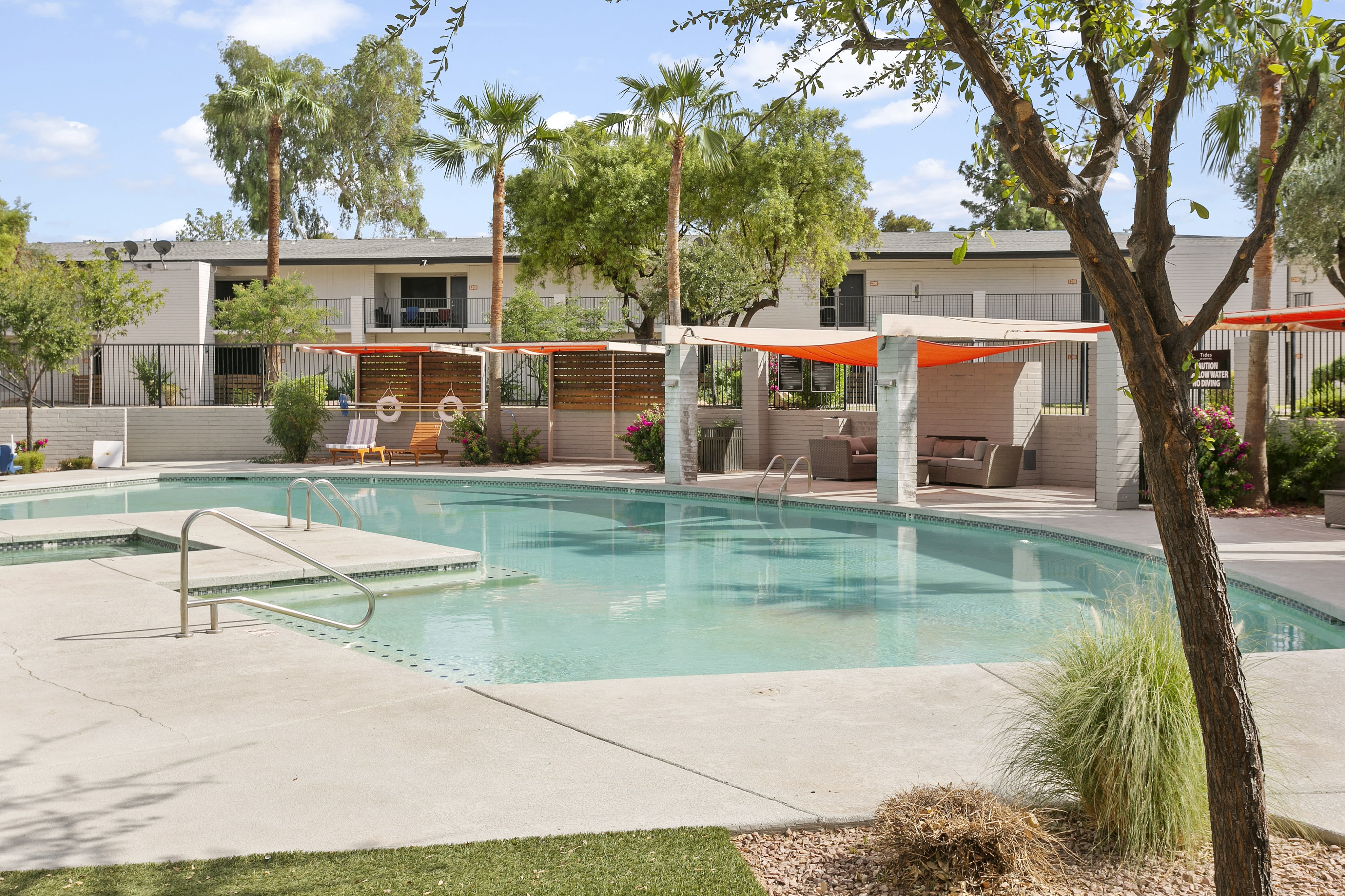 Sentry Tempe Exterior
