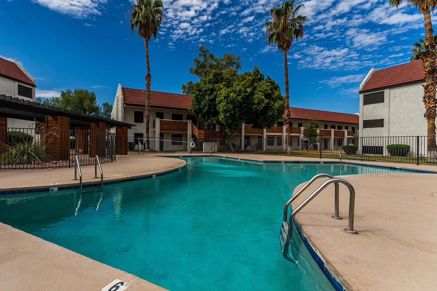 MadEry Apartments Amenities