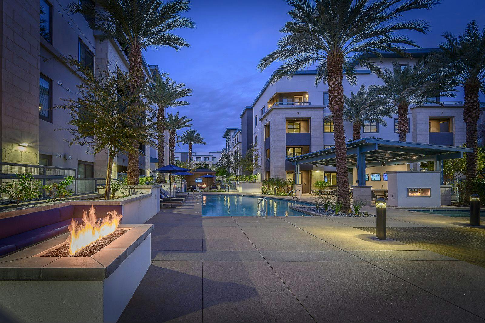 Lakeside Drive Apartments exterior
