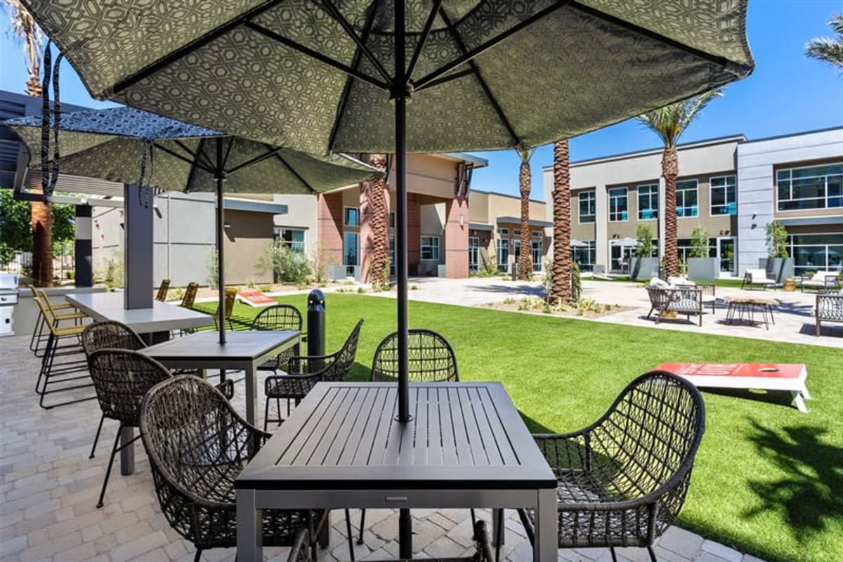 The Retreat at Rio Salado exterior