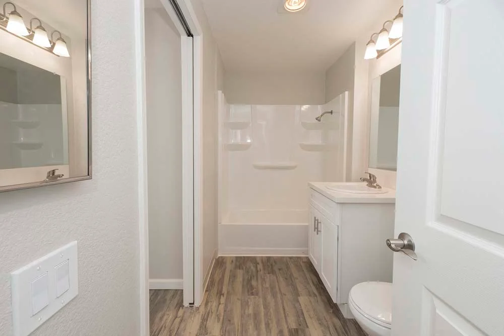 Del Norte Place Apartment Homes Exterior
