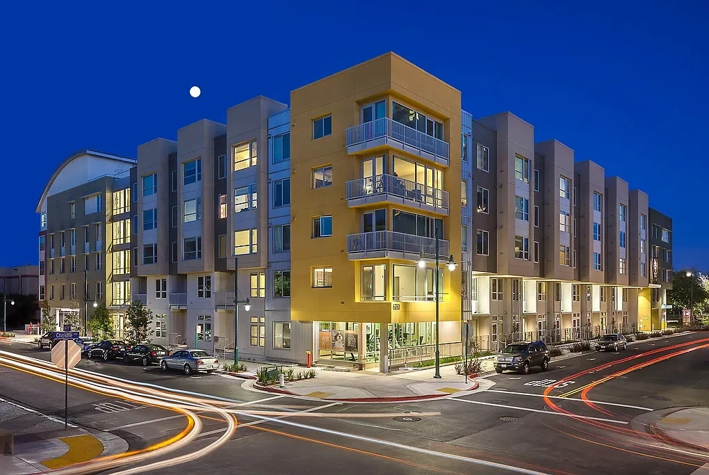 Emme exterior