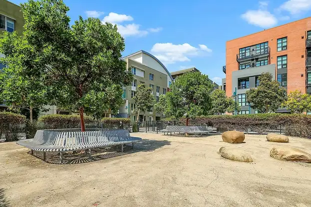 Emme Amenities