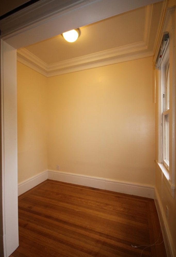 2821 Hillegass Ave exterior
