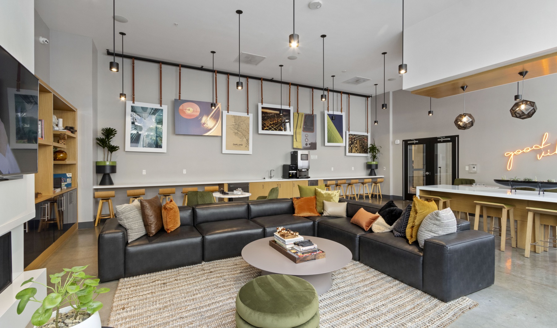 MacArthur Commons Amenities