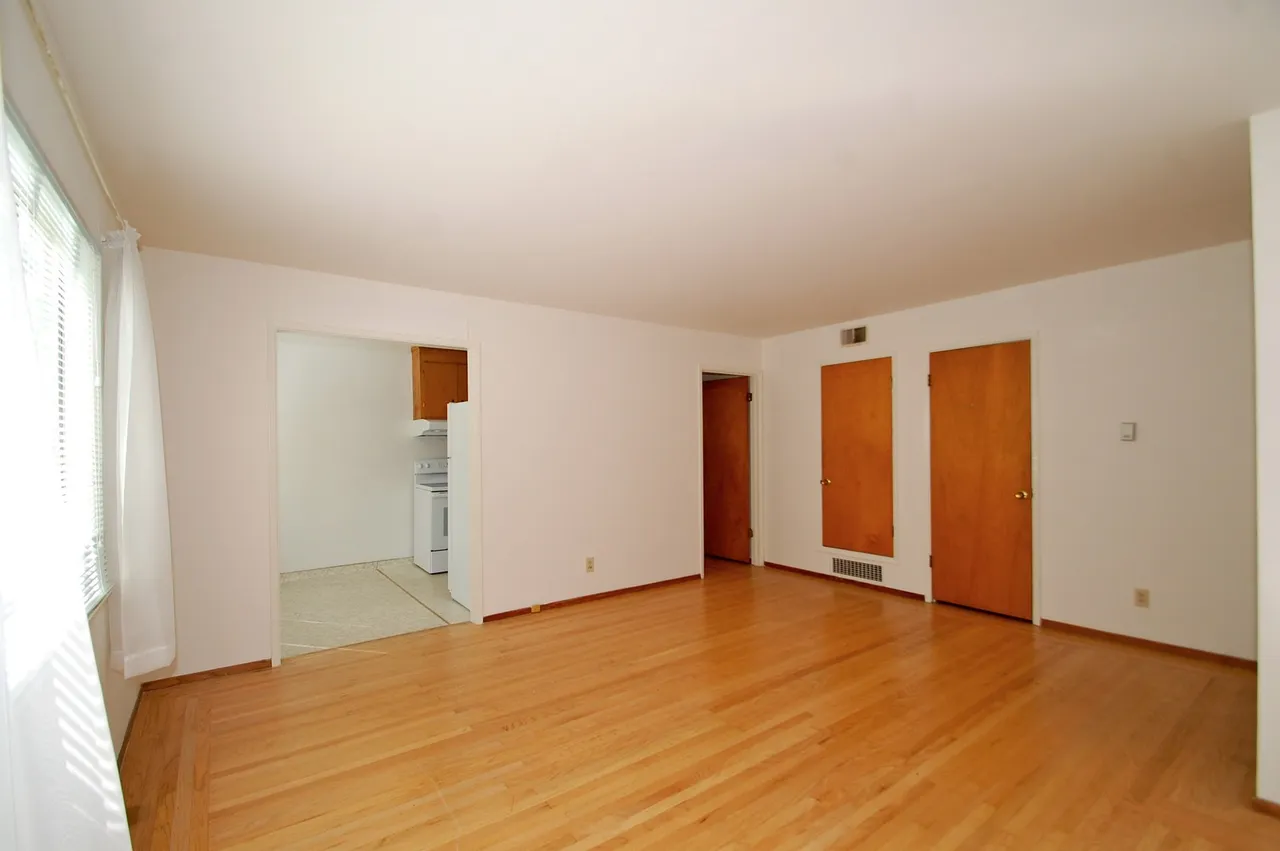 2910 Fulton exterior