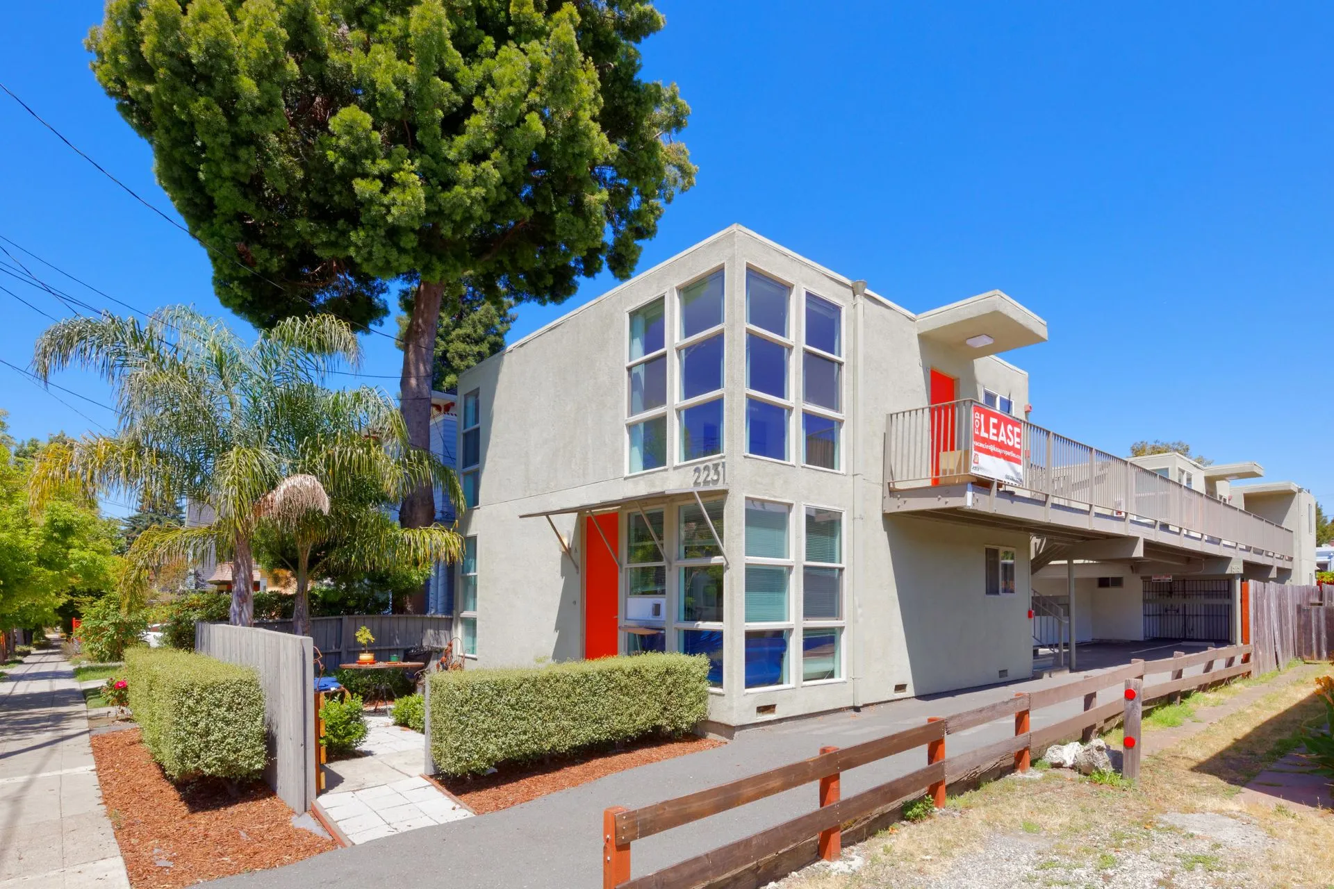 2231 Ward Exterior