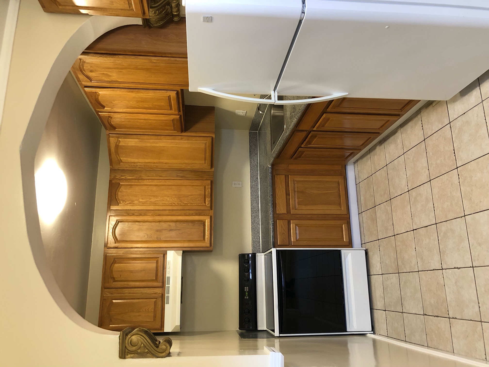 2747 Haste Amenities