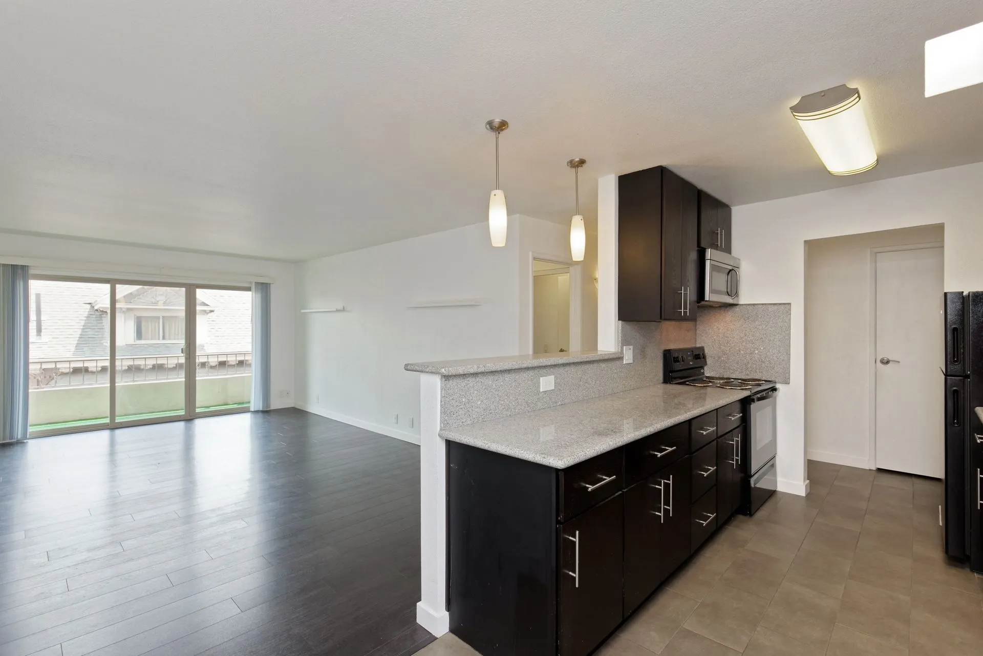 290 Lee Amenities