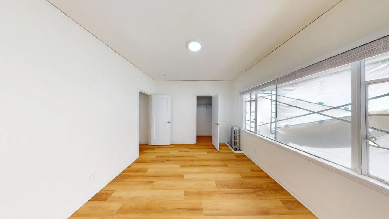 2369 Le Conte Amenities