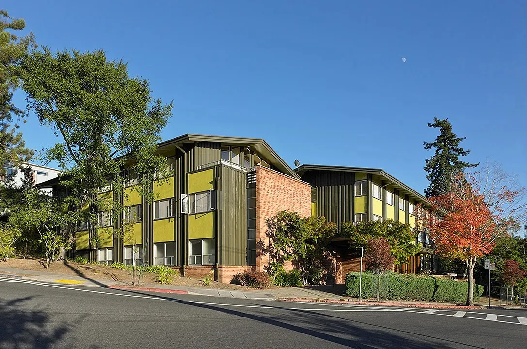 Piedmont Commons exterior