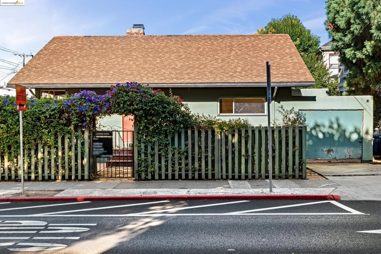 2344 Fulton exterior