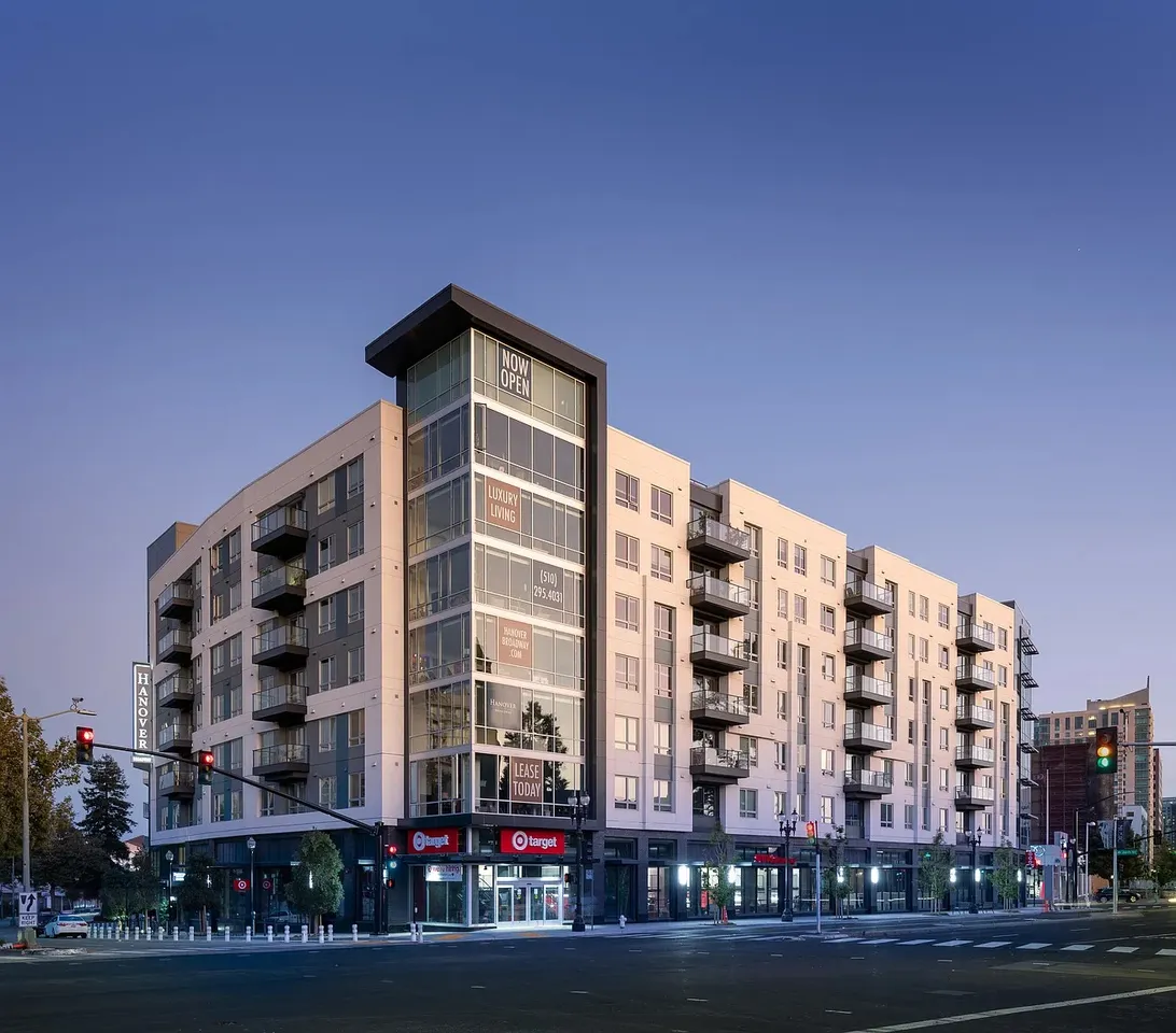 Hanover Broadway exterior