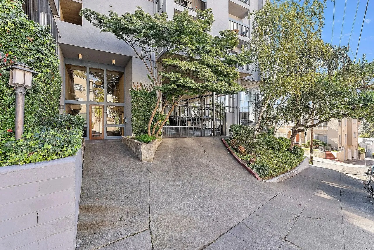 475 Weldon Ave exterior