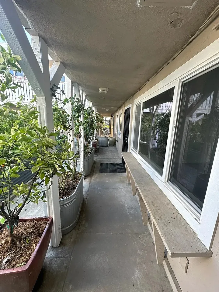 Stanford Avenue Apartments exterior