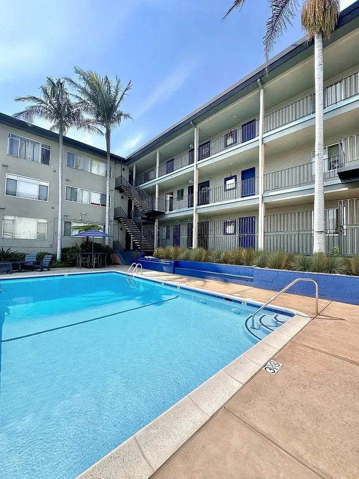 The Chase Apartment Homes exterior