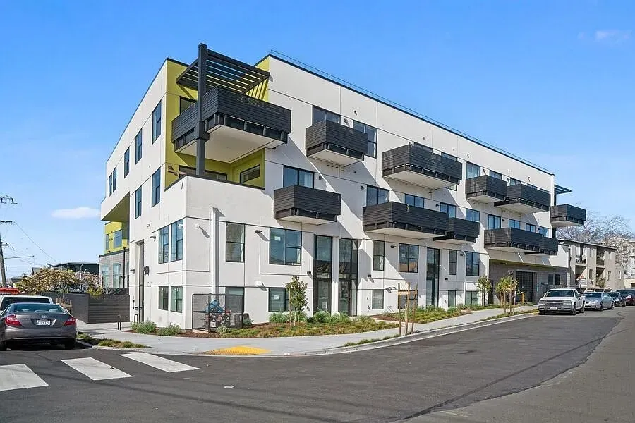 950 Lofts exterior