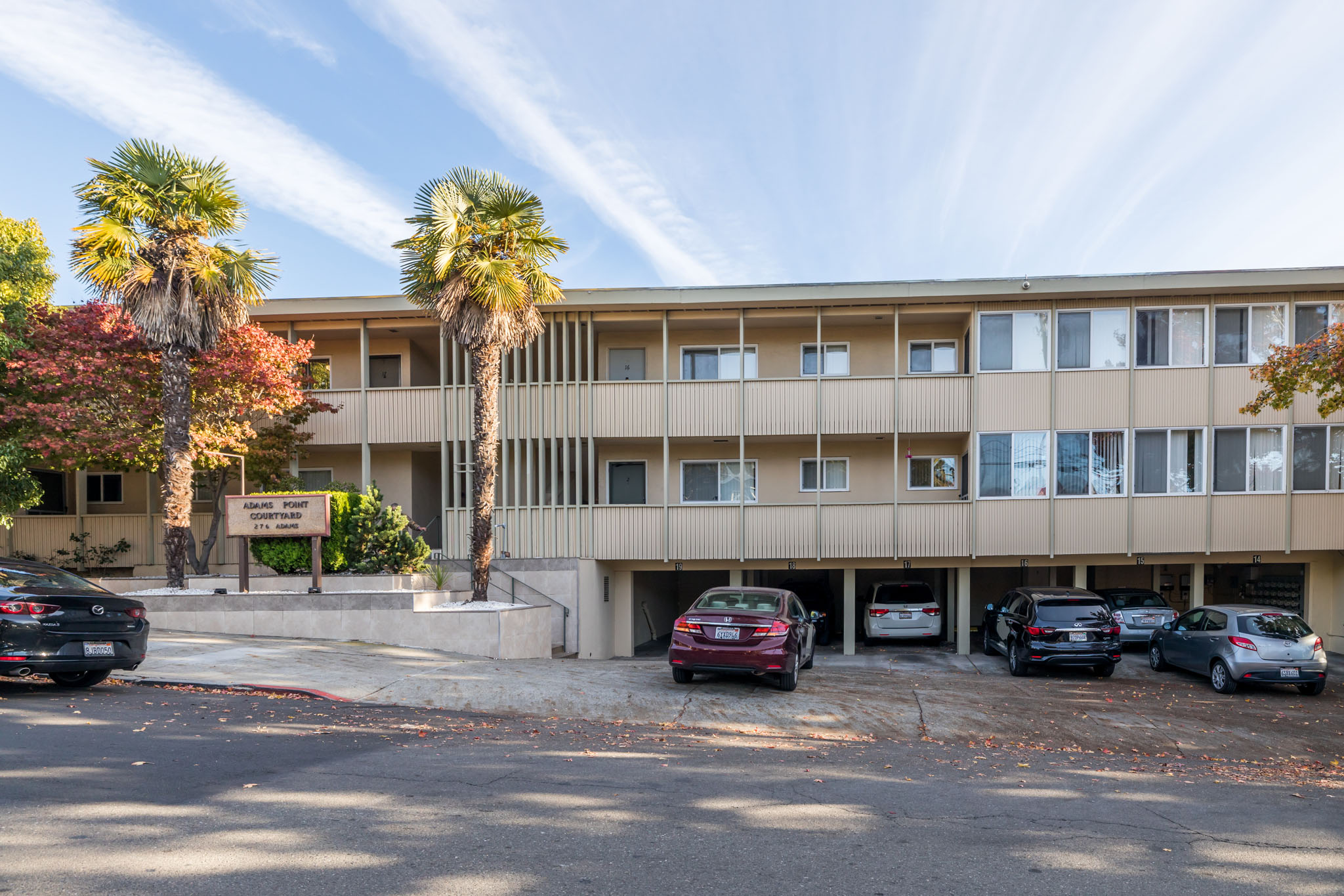 276 Adams Apartments exterior