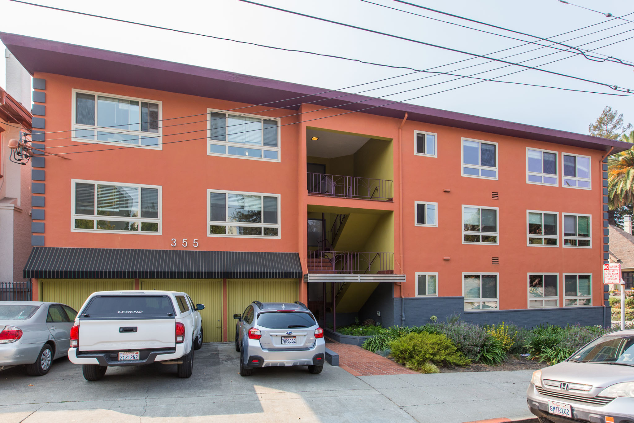 355 Staten Apartments exterior