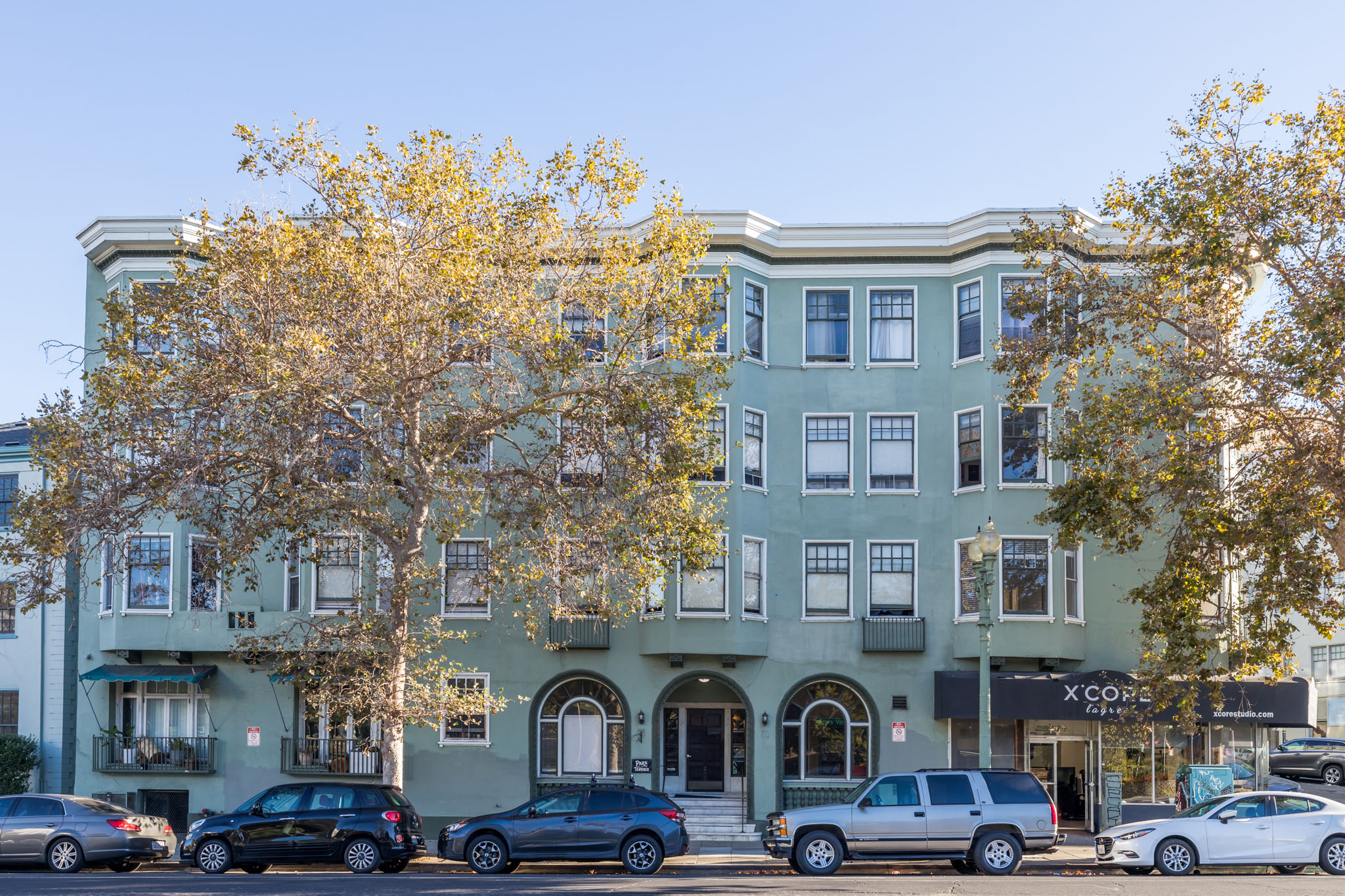 240 Grand Apartments exterior