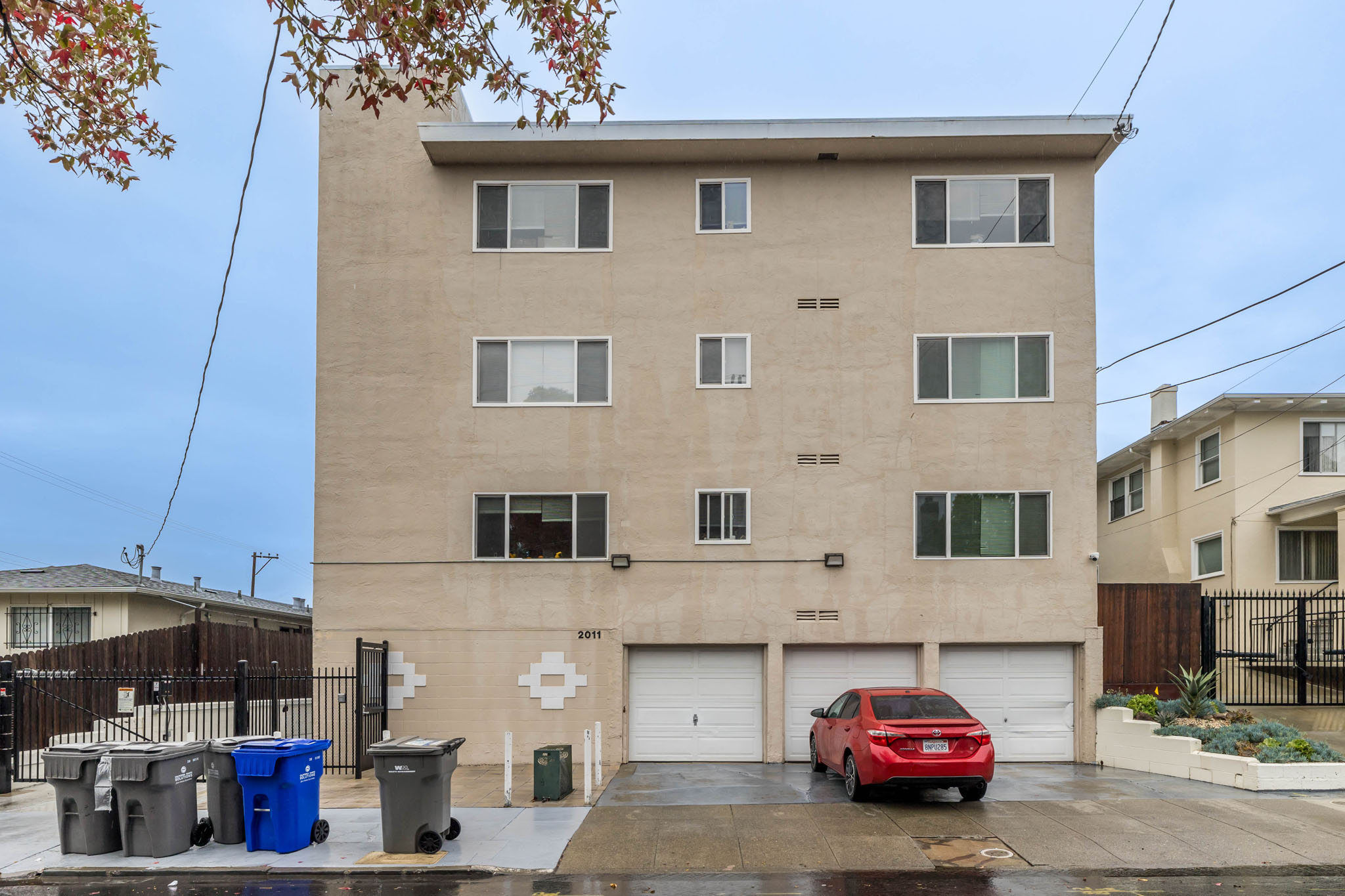 2011 10th Avenue Apartments exterior