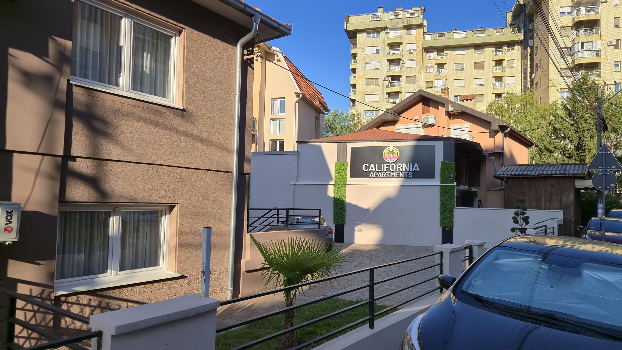 California Apartments Exterior