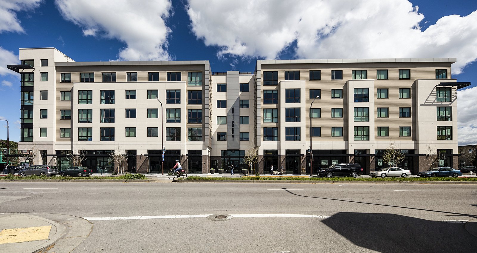 Aquatic Higby Exterior