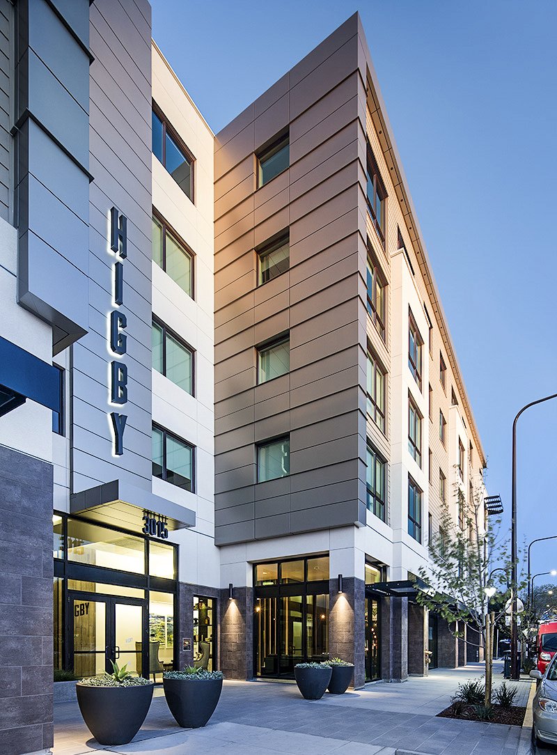 Aquatic Higby exterior