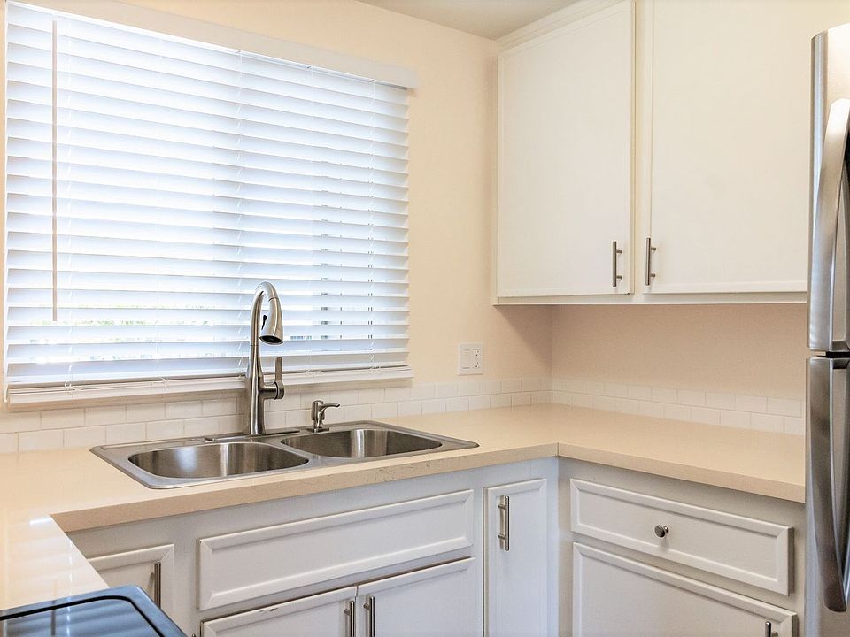 Apartments Close To Cal Poly SLO Exterior