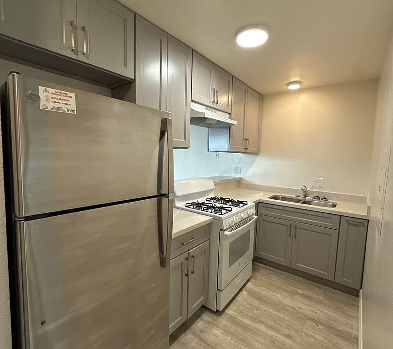 JB Apartments Exterior