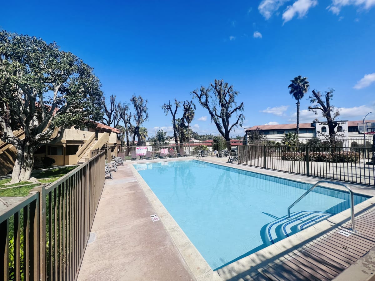 Grande Vista Apartments Exterior