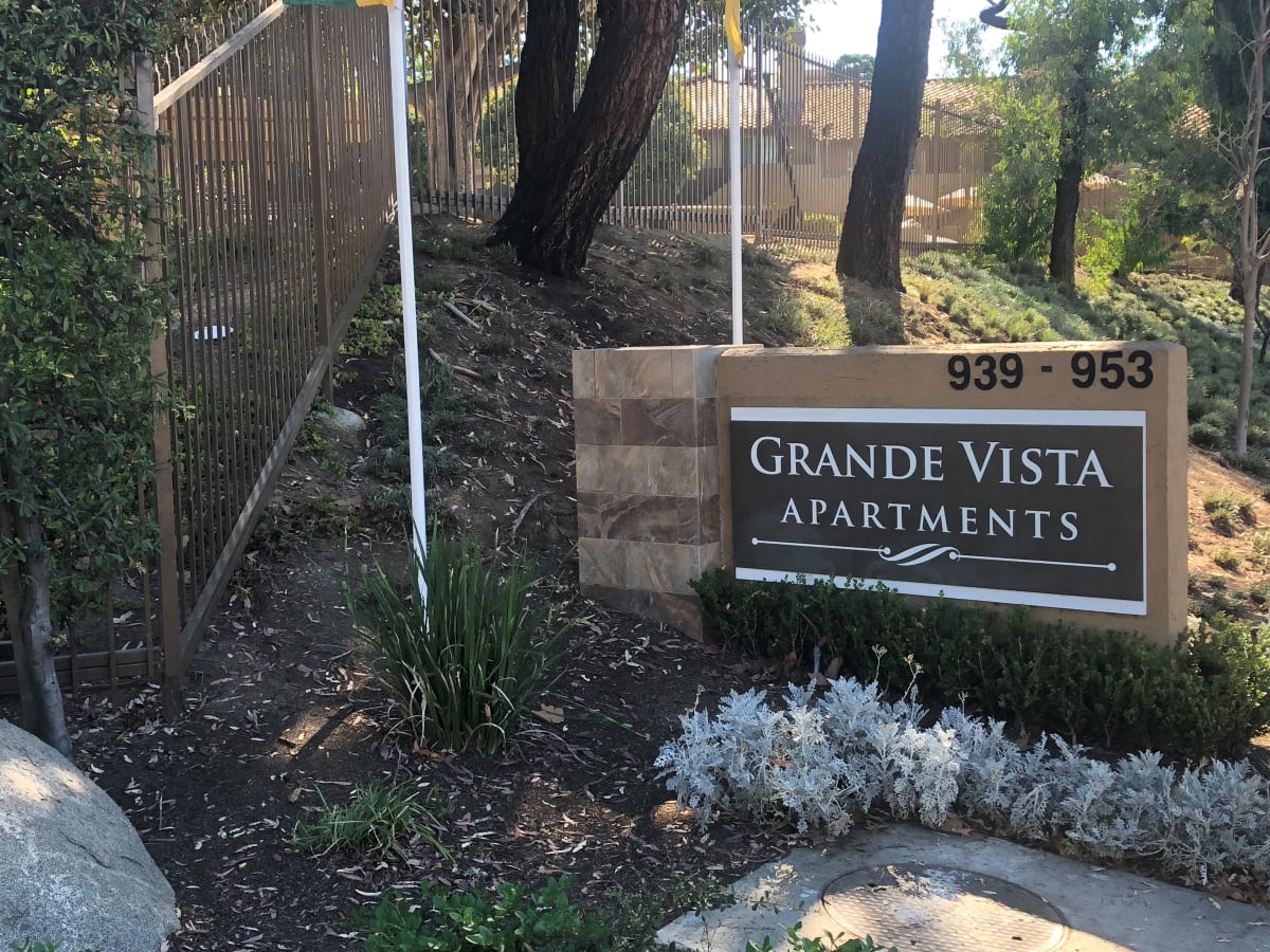 Grande Vista Apartments exterior