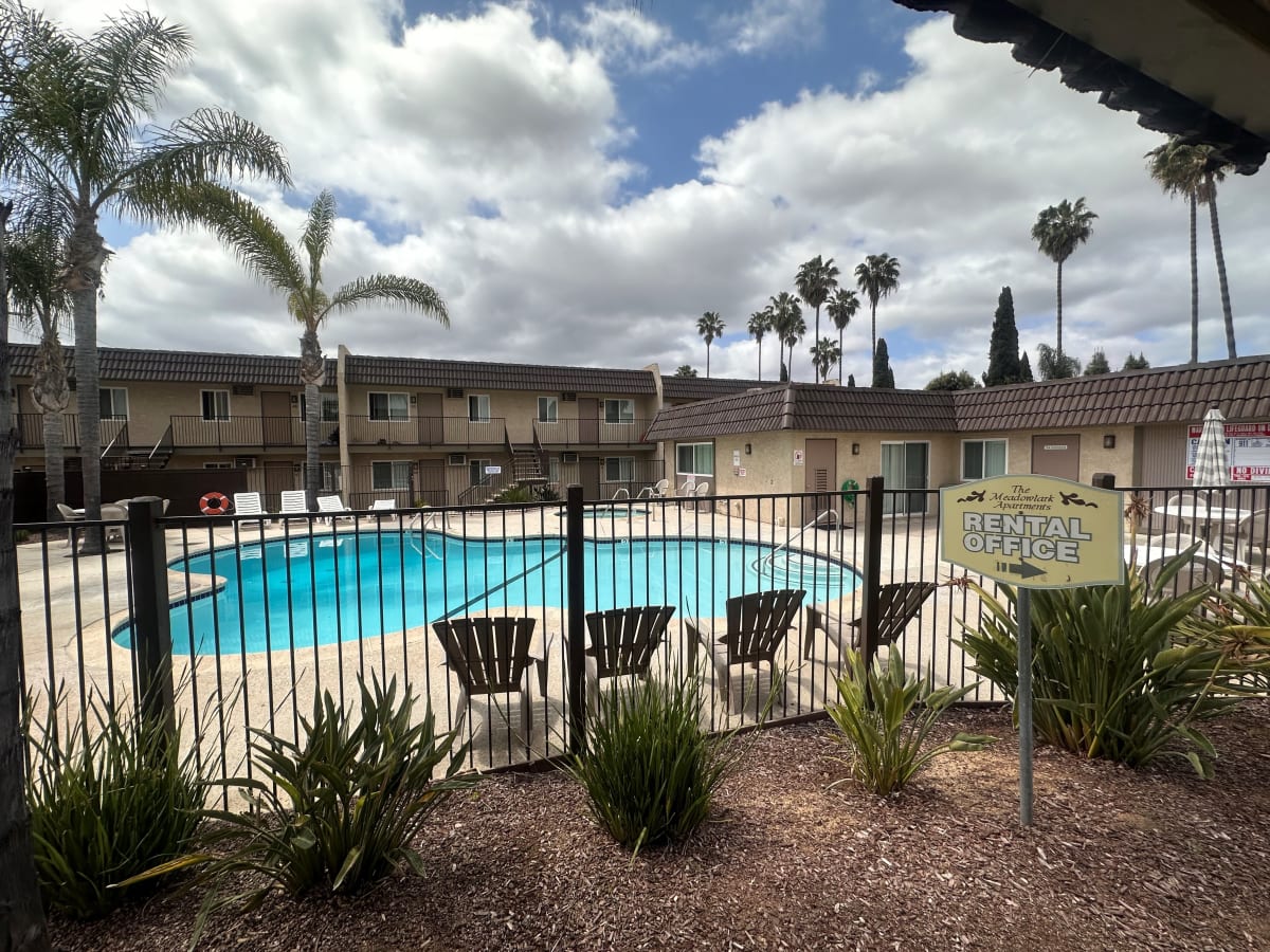 Meadowlark Apartments exterior