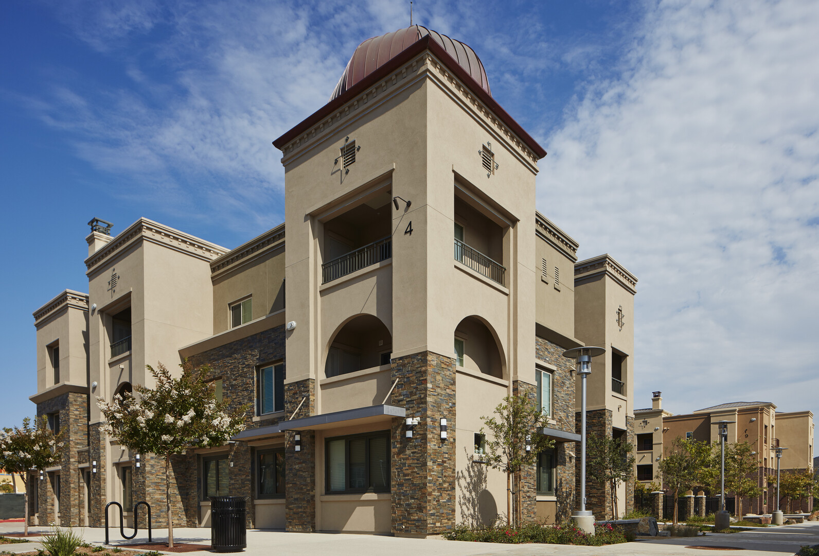Promenade at Creekside Exterior