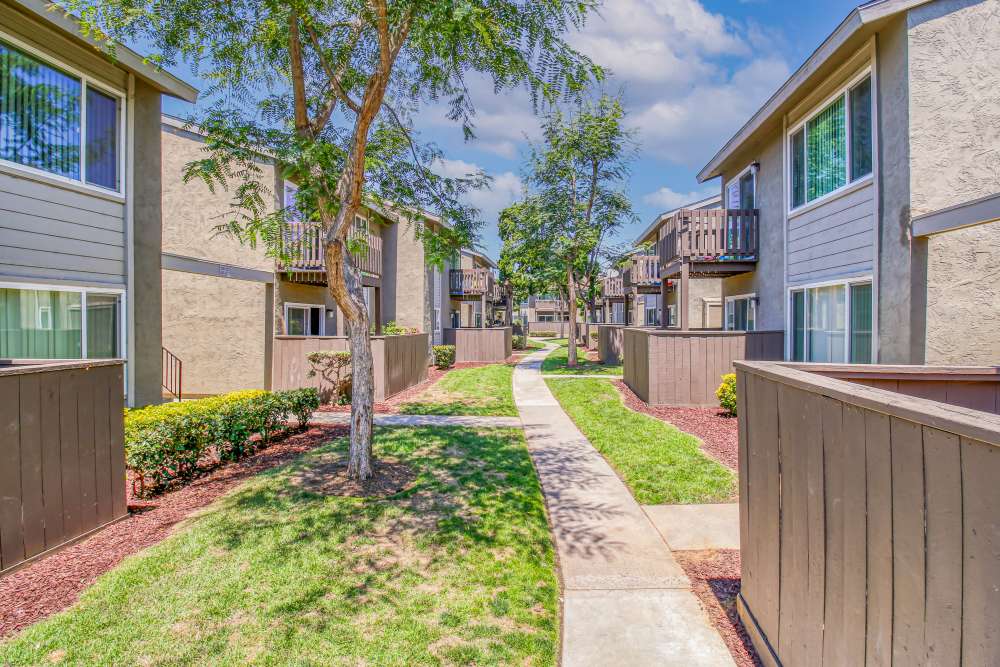 Summit Rose Apartments exterior