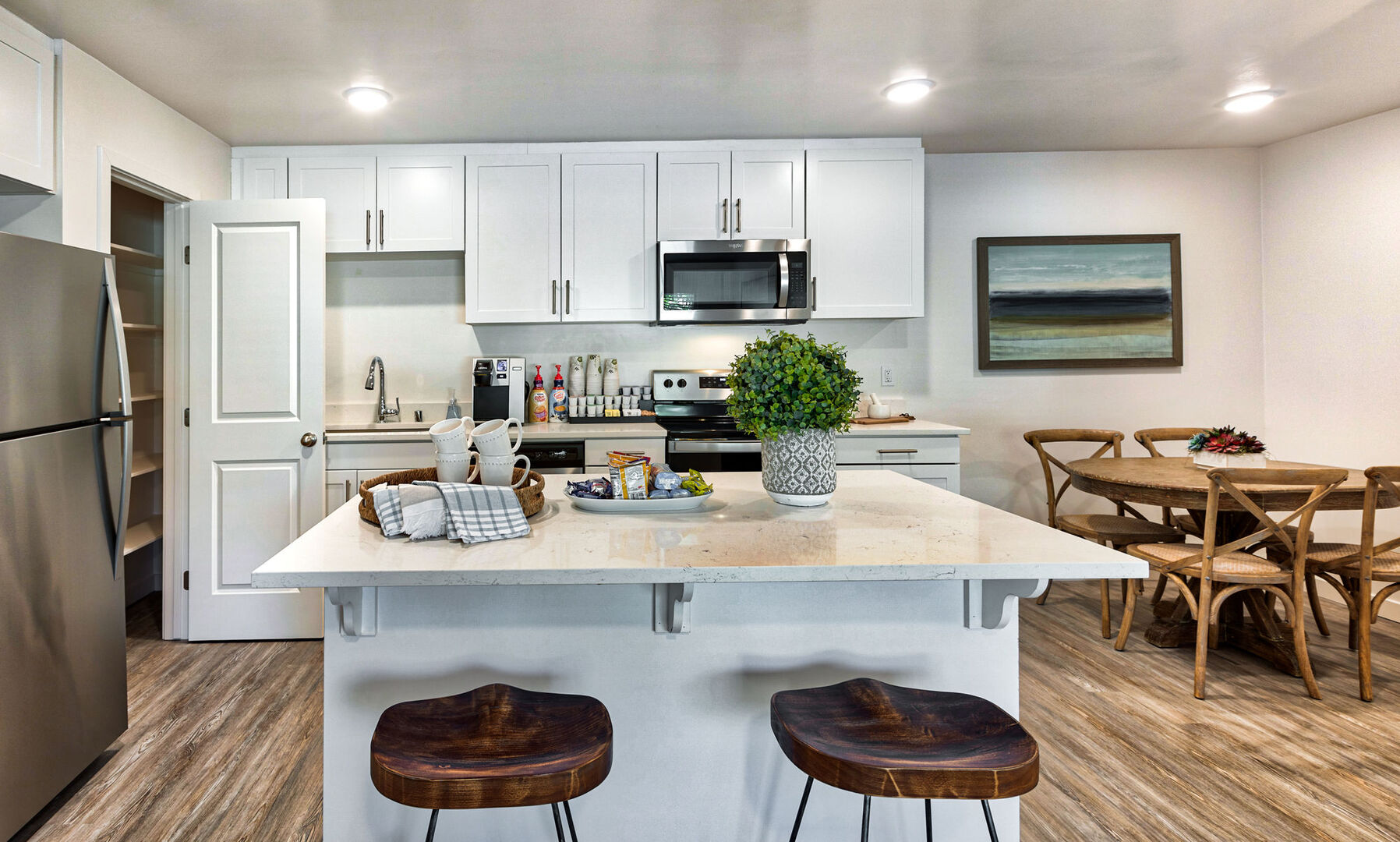 Windsor Manor I Amenities