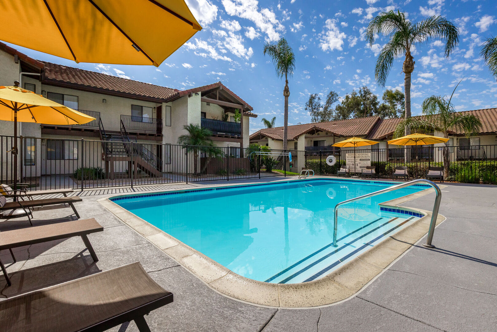 Creekside Village Apartments exterior