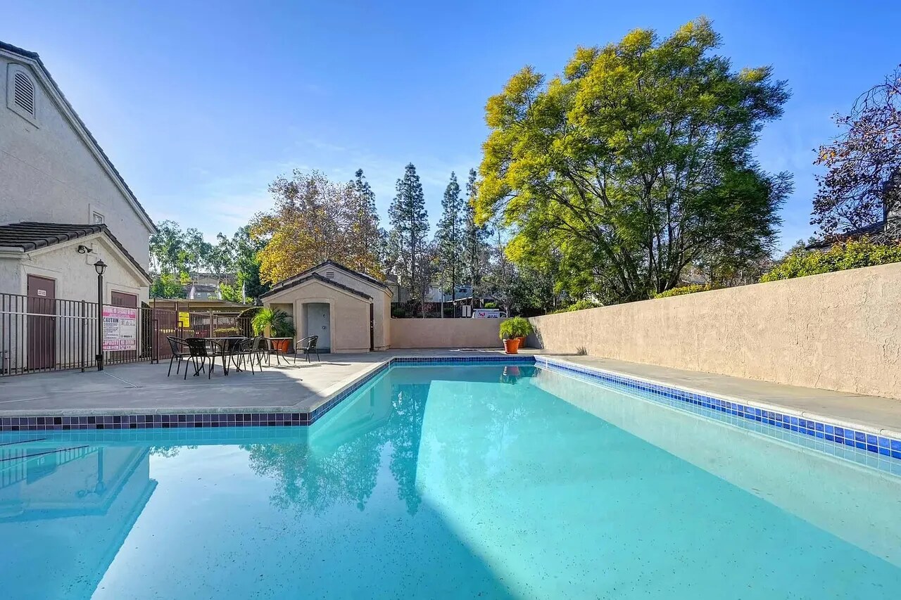 Elan Riverwalk Escondido Amenities
