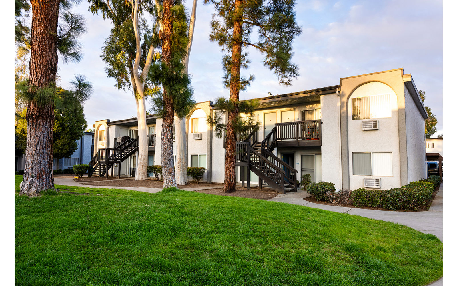 Park Apartments Escondido Amenities