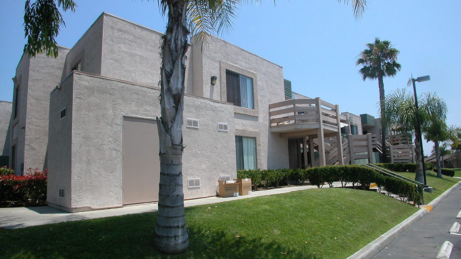 Sierra Vista Apartments Exterior