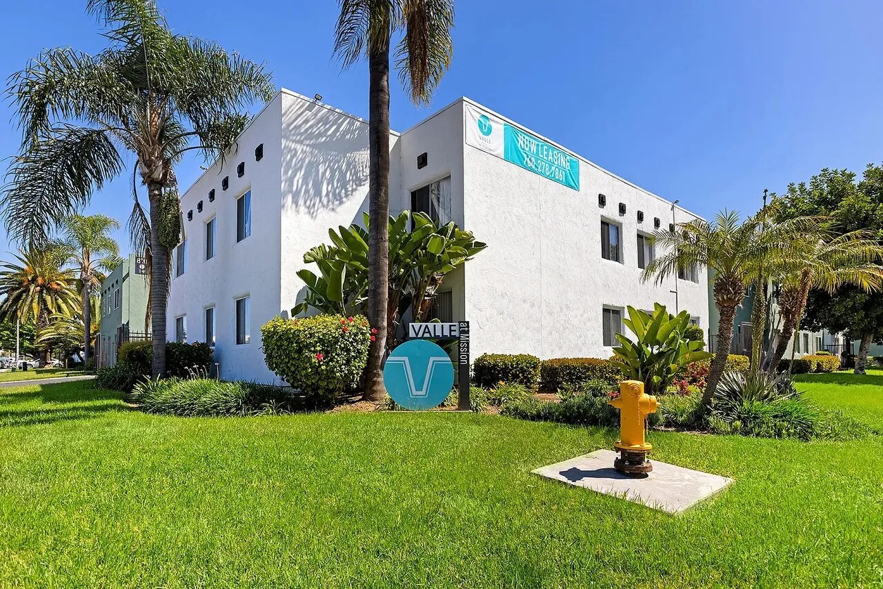 Valle at Mission exterior