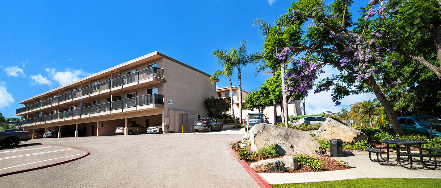 Vista View Apartments exterior