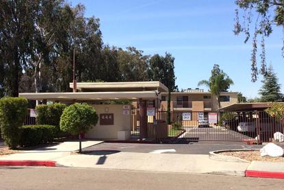 15th Avenue Cooperative exterior