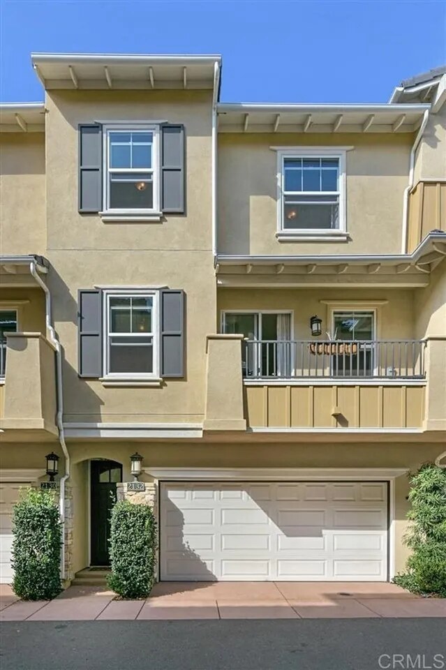 2132 Cosmo Way Townhome Amenities