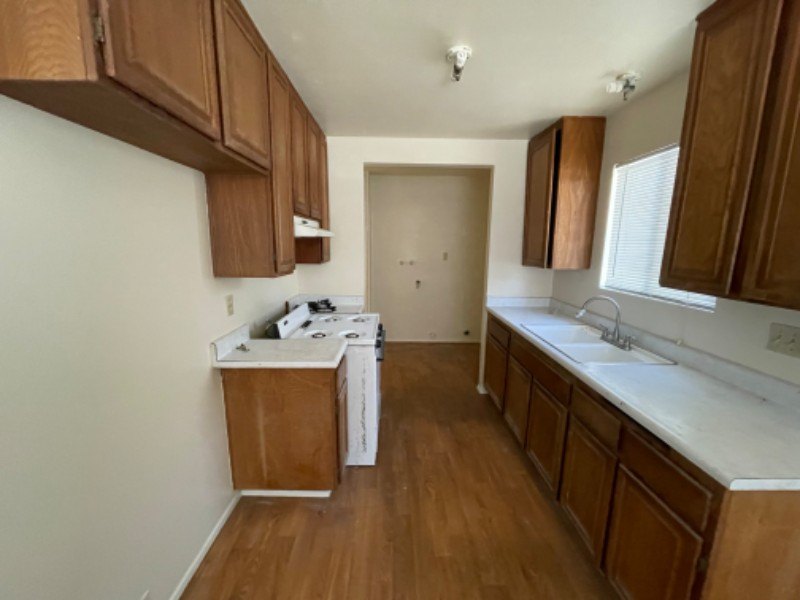 3511 De Leone Road Apartments Exterior