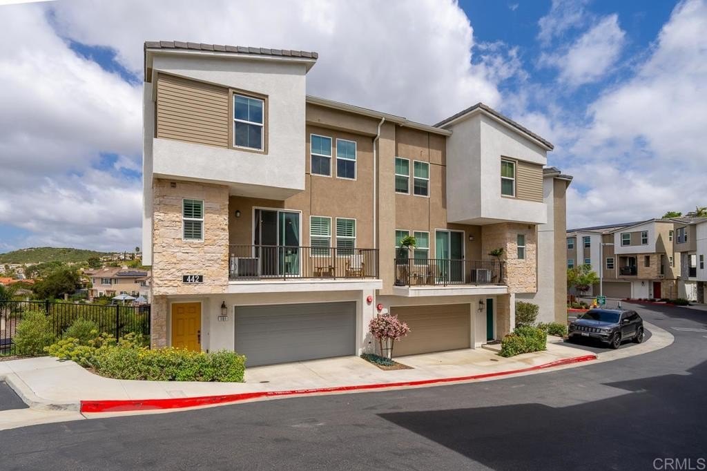 442 Fitzpatrick Road Townhome exterior