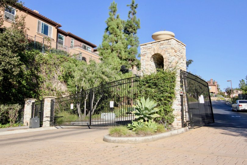 1183 Highbluff Avenue Townhome exterior