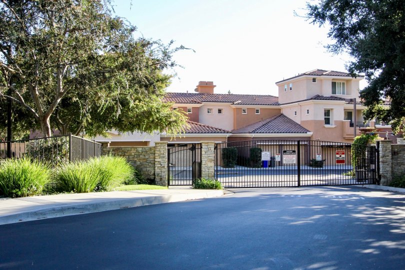 1270 Highbluff Avenue Apartment Amenities