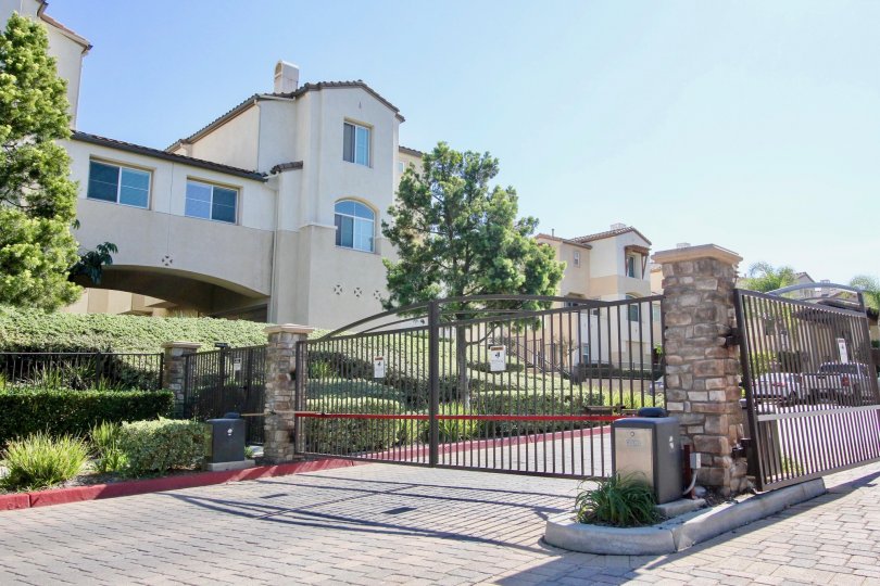 386 Bishop Drive Townhome Amenities