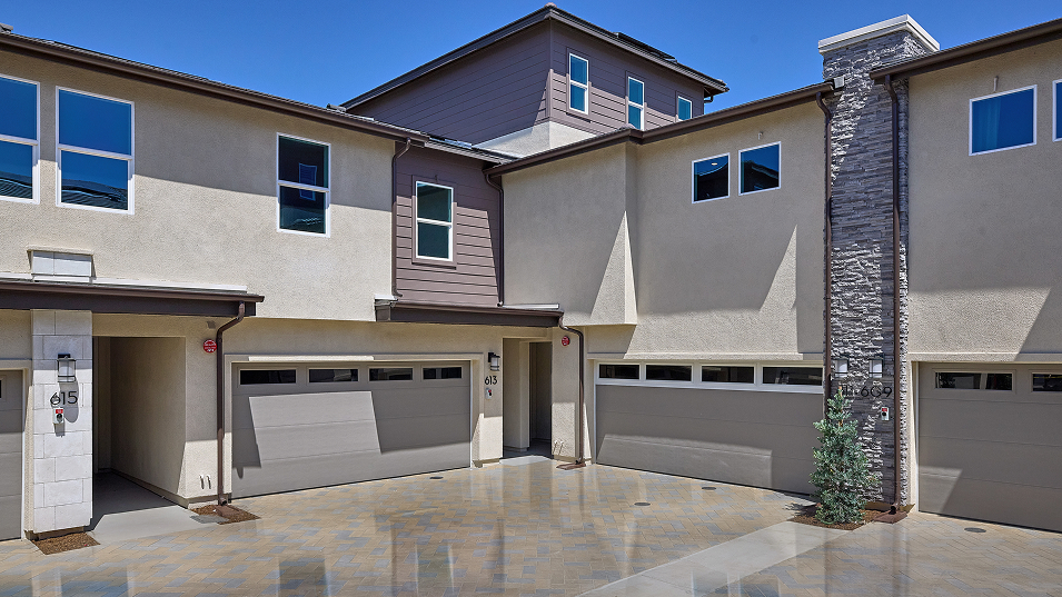 715 Metric Road Townhome Amenities